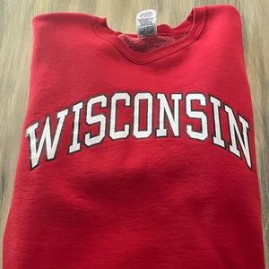 Wisconsin Pullover